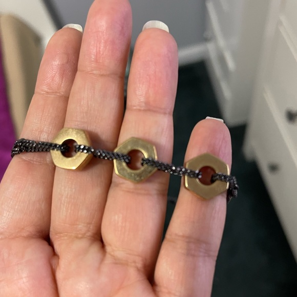 Marc Jacobs gunmetal and gold plated screw necklace. - Picture 5 of 9